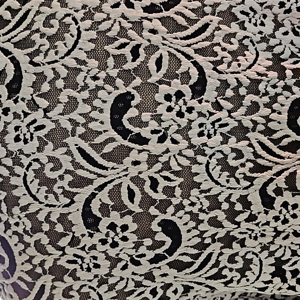 Sweater/Overlay - Picture 6 of 8